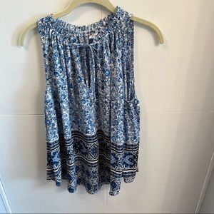 Gap Sleeveless Summer Swing Top